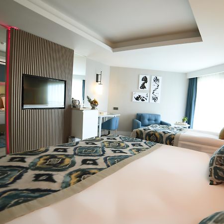 Royal Wings Hotel Анталия Екстериор снимка