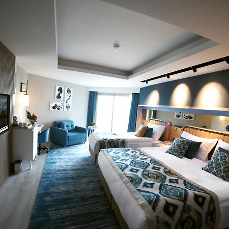Royal Wings Hotel Анталия Екстериор снимка