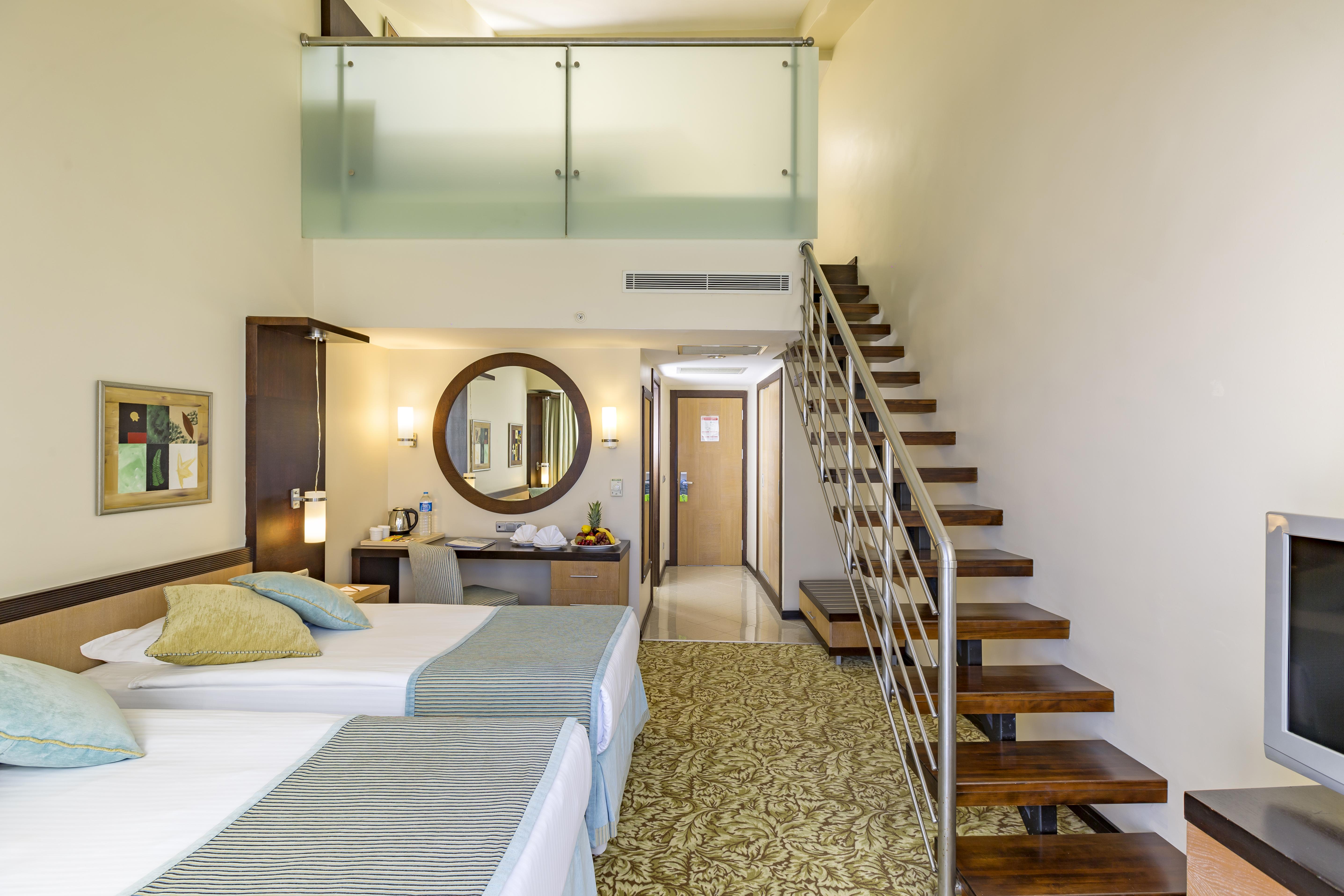 Royal Wings Hotel Анталия Екстериор снимка