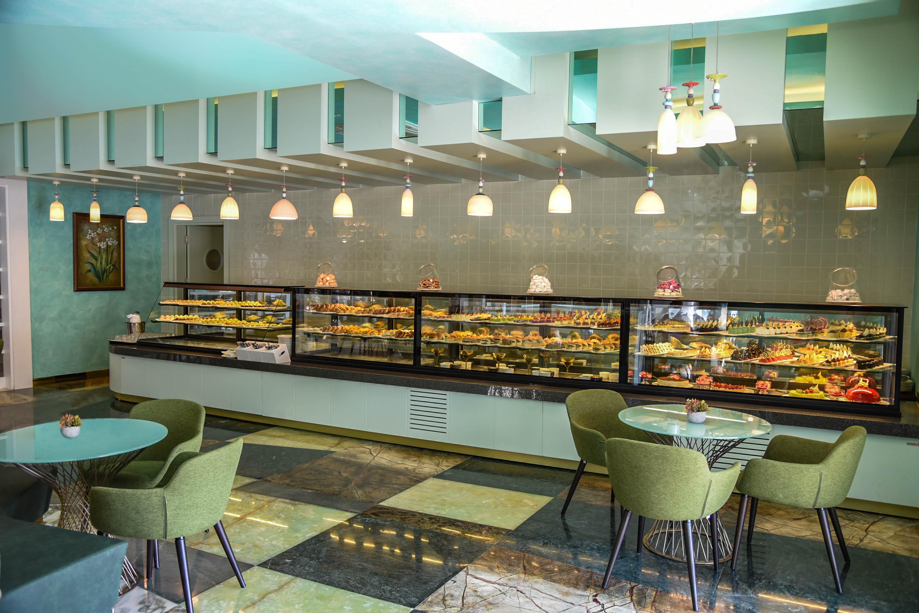 Royal Wings Hotel Анталия Екстериор снимка