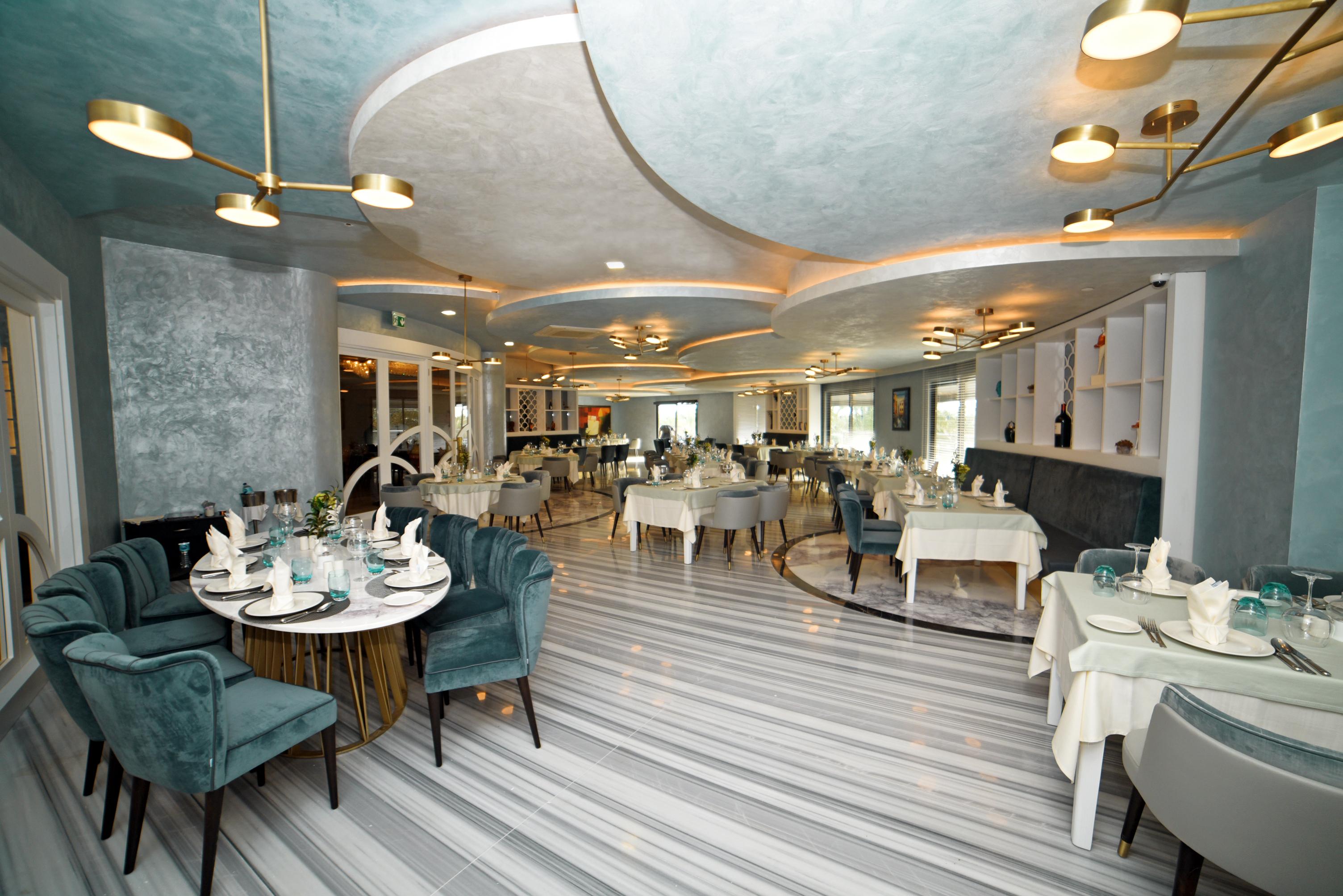 Royal Wings Hotel Анталия Екстериор снимка