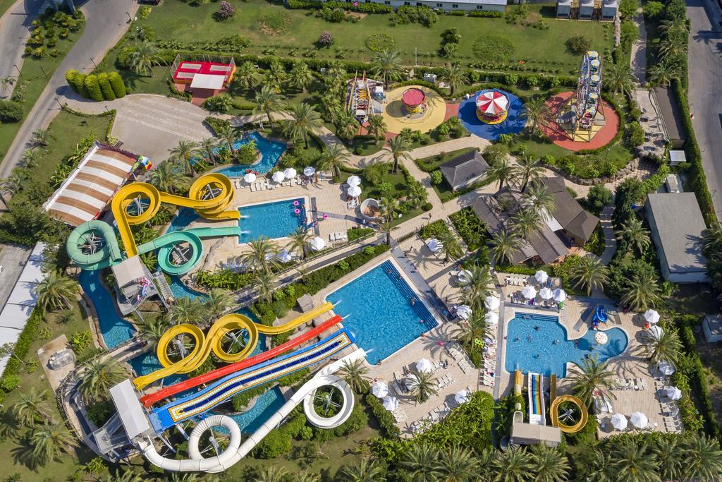 Royal Wings Hotel Анталия Екстериор снимка