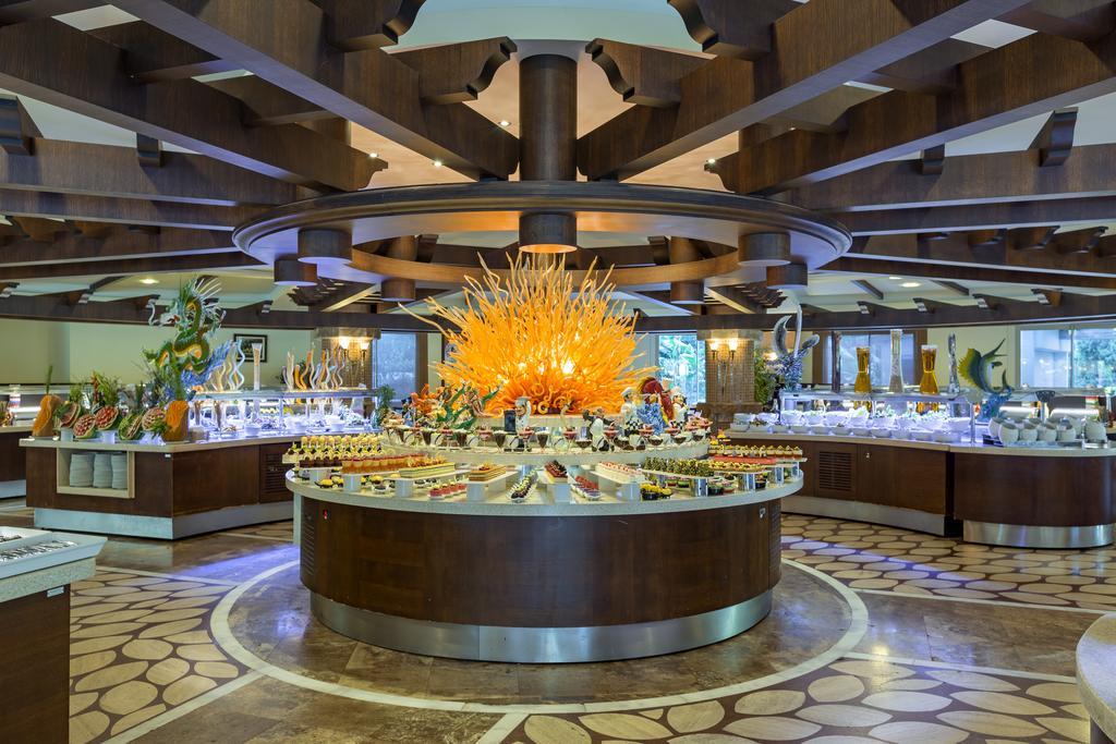 Royal Wings Hotel Анталия Екстериор снимка